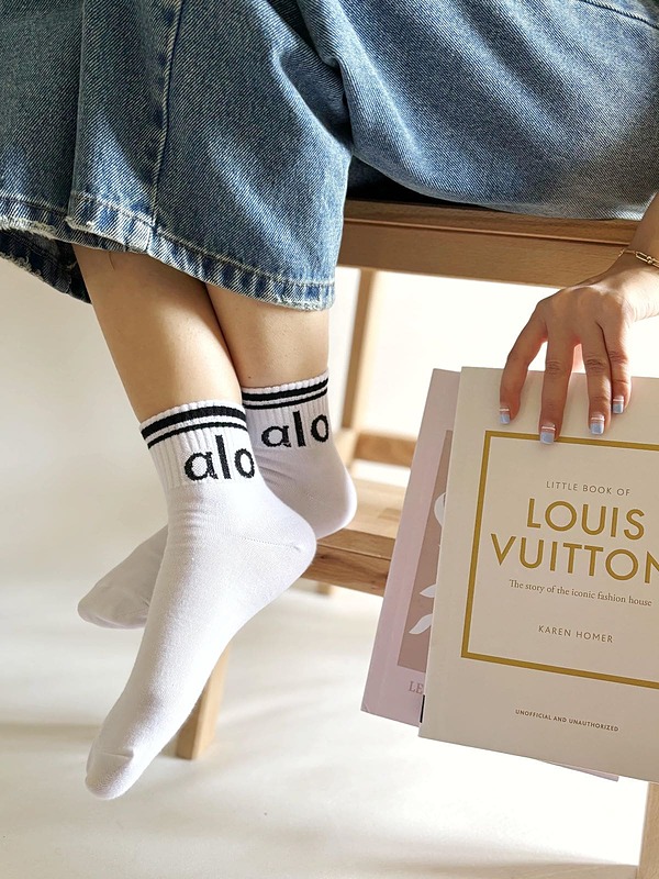 جوراب ساقدار و نیم ساق alo